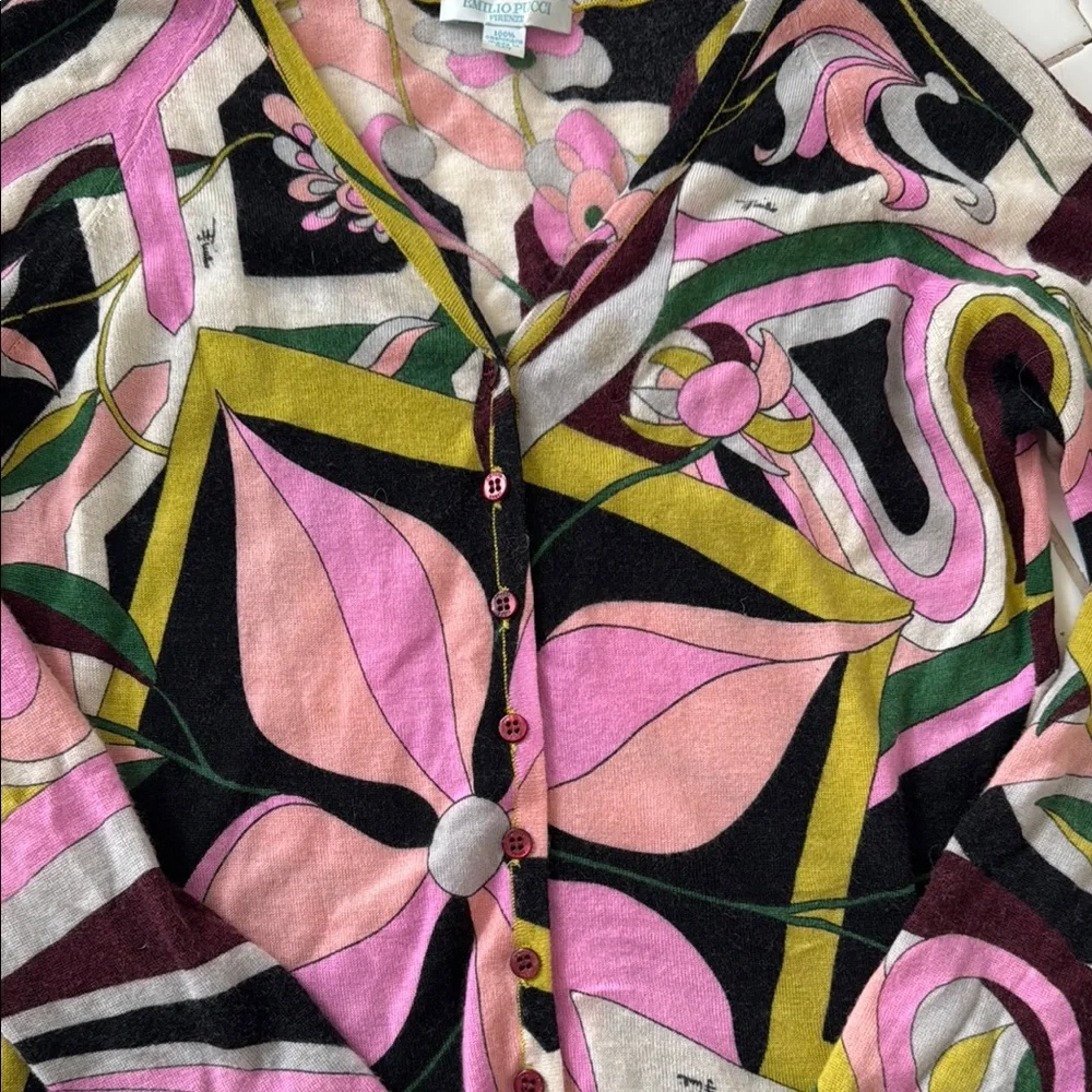 Emilio Pucci authentic 100% cashmere V-neck button-down sweater sz S/M - Picture 4 of 9